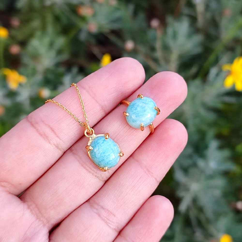 925 Golden Plated Silver Amazonite Stone Pendant 925 Golden Plated Silver Amazonite Stone Pendant