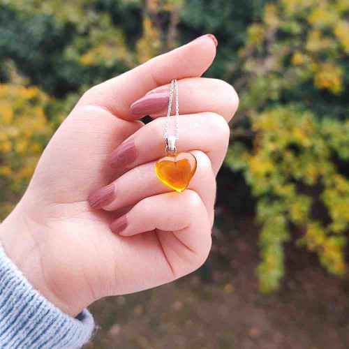 925 Silver Natural Baltic Amber Pendant - Heart of Love 925 Silver Natural Baltic Amber Pendant - Heart of Love
