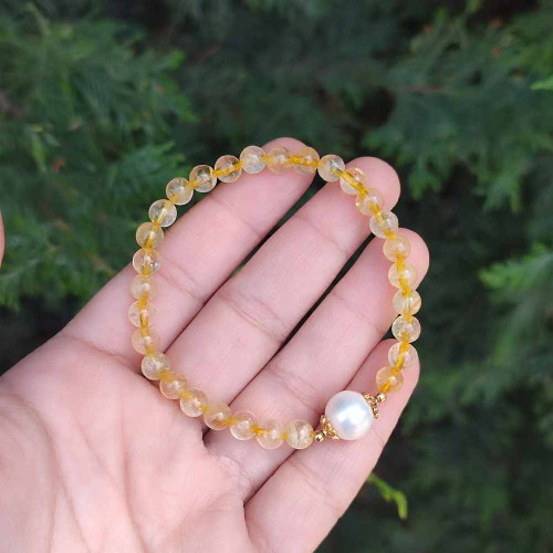 6mm Natural Citrine Stone & White Pearl Bracelet 6mm Natural Citrine Stone & White Pearl Bracelet