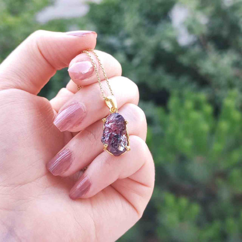 925 Ayar Gümüş Garnet Taşı Kolye