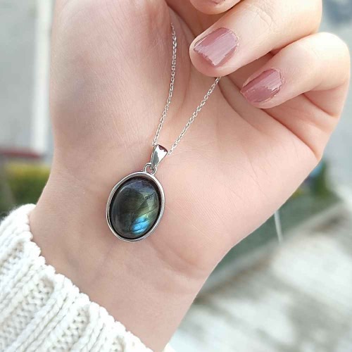 925 Silver Labradorite Stone Pendant 925 Silver Labradorite Stone Pendant