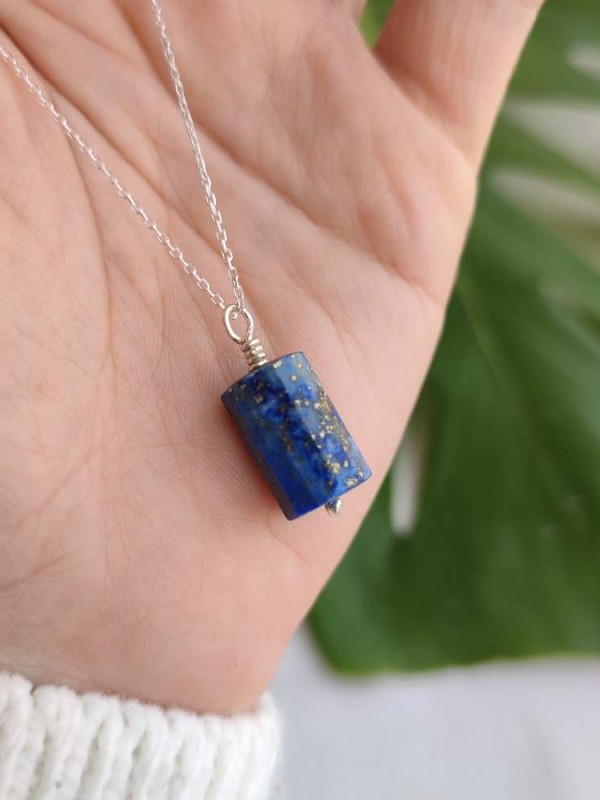 925 Ayar Gümüs  Lapis Lazuli Taşi Kolye