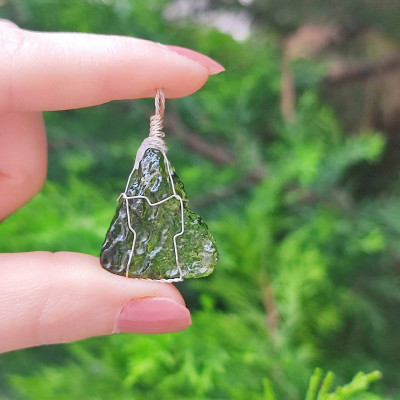 925 Sterling Silver Moldavite Stone Pendant