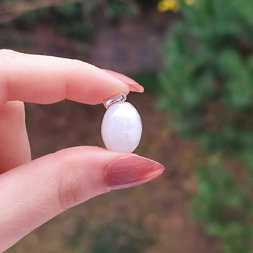 925 Silver Moonstone Pendant 925 Silver Moonstone Pendant