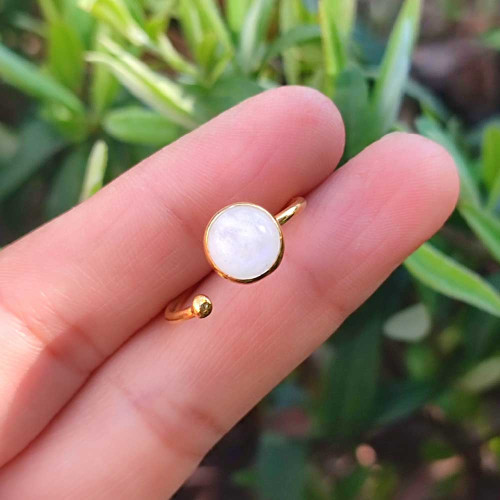 925 Silver Natural Moonstone Ring - Free Size