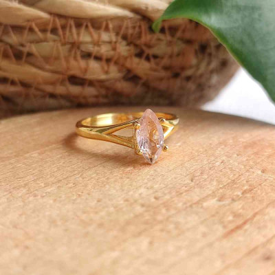 925 Sterling Silver Morganite Stone Ring