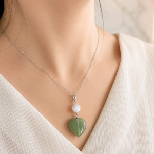 Natural Aventurine Stone & pearl Pendant -  Heart of Love