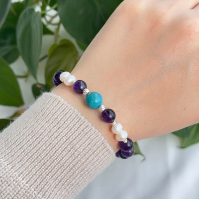 8mm Natural Amethyst , Pearl & Turquoise Bracelet