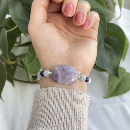 8mm Natural Aquamarine & Amethyst Stone Bracelet 8mm Natural Aquamarine & Amethyst Stone Bracelet