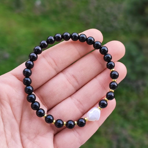 6mm Natural Black Tourmaline & White Pearl Bracelet 6mm Natural Black Tourmaline & White Pearl Bracelet