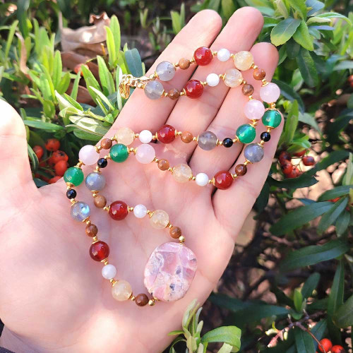 Royal Multi stone Necklace containing More Than 8 types of original gemstones With Coke Wood Royal Multi stone Necklace containing More Than 8 types of original gemstones With Coke Wood