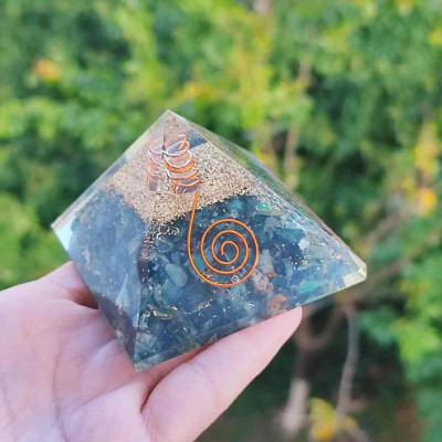 Emerald Energy Healing Orgone Pyramid