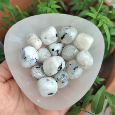 Moonstone Tumbled Stone