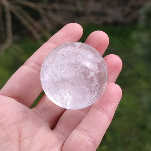 Doğal Kristal Kuvars Küre Şekilde