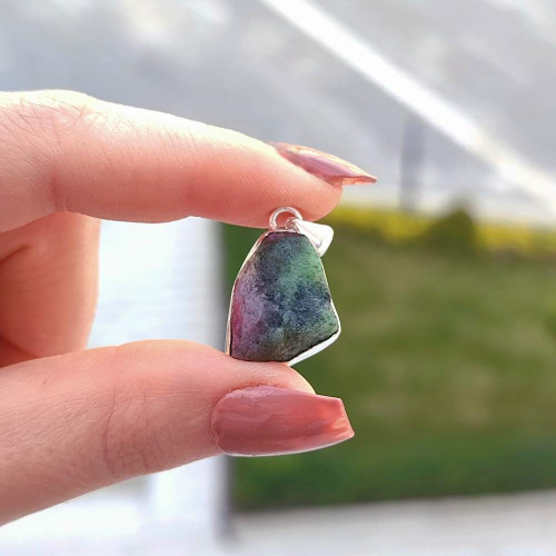 925 Silver Natural Ruby Zoisite Stone Pendant - Raw Shape 925 Silver Natural Ruby Zoisite Stone Pendant - Raw Shape