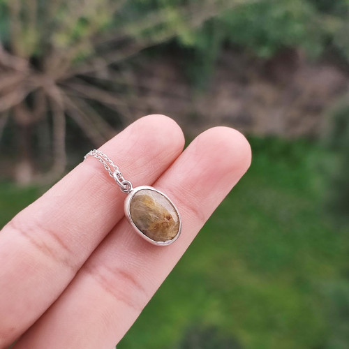 925 Silver Natural Golden Rutilated Quartz Stone Pendant 925 Silver Natural Golden Rutilated Quartz Stone Pendant