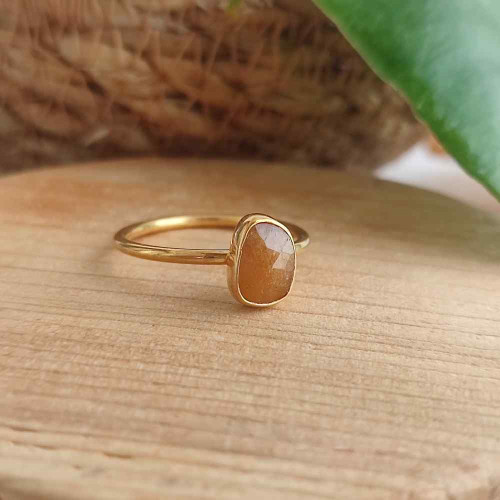 925 Sterling Silver Yellow Sapphire stone Ring 925 Sterling Silver Yellow Sapphire stone Ring