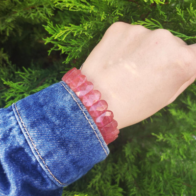 Natural Strawberry Quartz Stone Bracelet - Special Cut