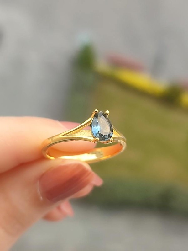 925 Ayar Gümüş London Mavi Topaz Taşi Yüzük