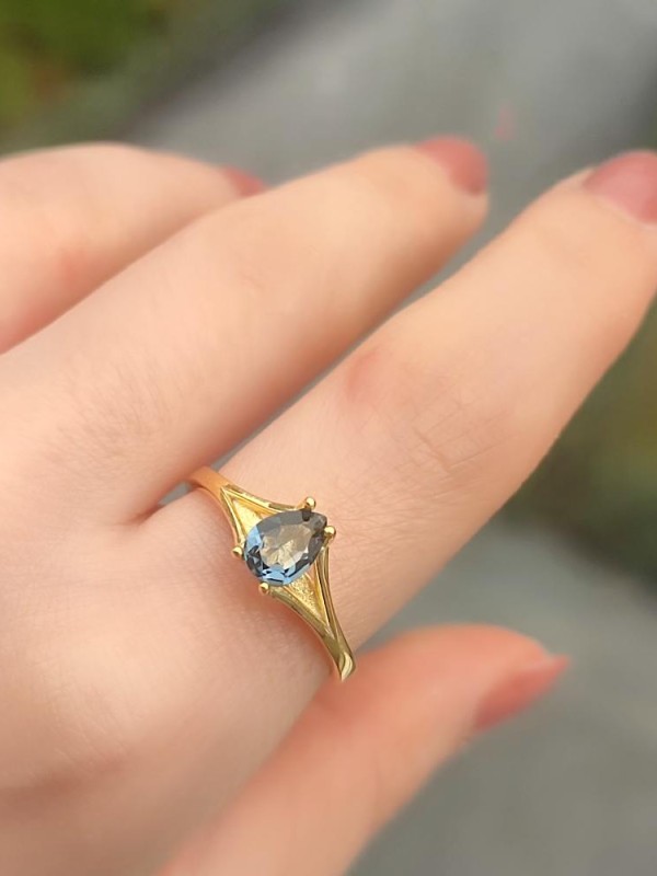 925 Ayar Gümüş London Mavi Topaz Taşi Yüzük